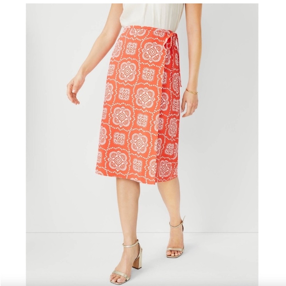 Ann Taylor Sz 12 Tiles Sarong Pencil Skirt Orange w/White Patterned Skirt • NWT!